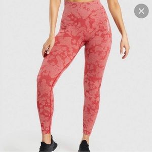 Gymshark Camo Seamless Leggings - Red
